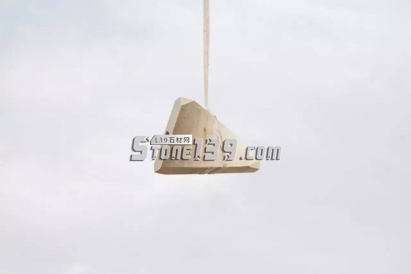 用(意大利)原石打造的拱形石材拋物線拱形預制結(jié)構(gòu)