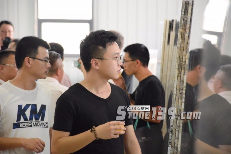 錦瀚石材&middot;STA外貿(mào)多彩板倉正式開業(yè)