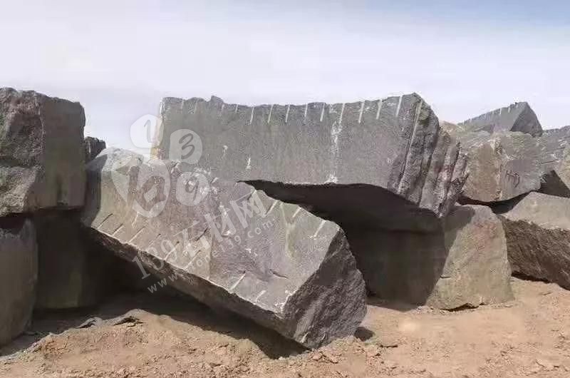 內(nèi)蒙古德嶺山鎮(zhèn)總投資約4712萬元石材加工建設(shè)項(xiàng)目來了！附蒙古黑、大漠黑欣賞