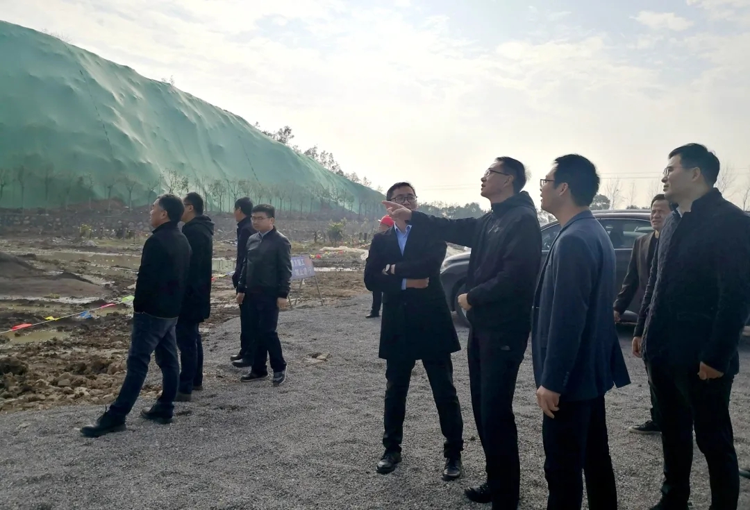 浙江海寧市小尖山廢棄礦山生態(tài)修復(fù)項目通過交工驗收