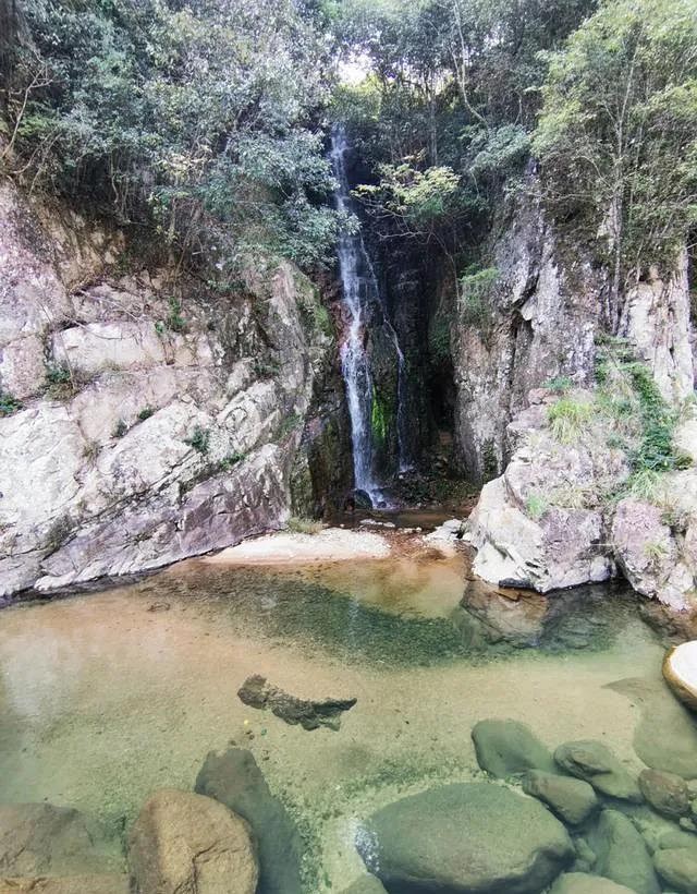 人跡罕至！浙江溫州永嘉這里有條花崗巖石河、平板溪