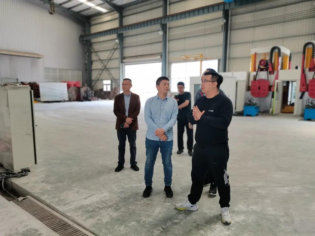 加強(qiáng)協(xié)同，西人馬專家團(tuán)隊(duì)走訪石材機(jī)械輔料產(chǎn)業(yè)聯(lián)合會！