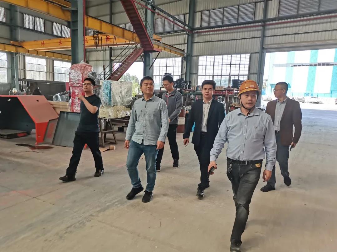 加強(qiáng)協(xié)同，西人馬專家團(tuán)隊(duì)走訪石材機(jī)械輔料產(chǎn)業(yè)聯(lián)合會！