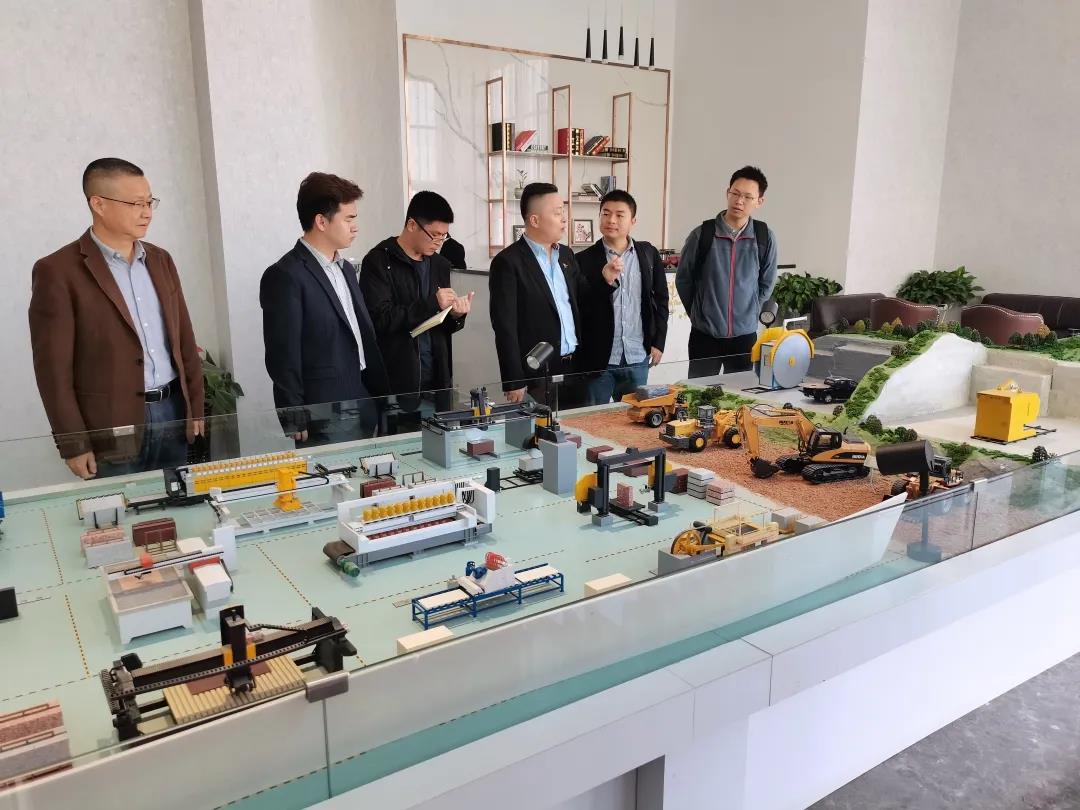 加強(qiáng)協(xié)同，西人馬專家團(tuán)隊(duì)走訪石材機(jī)械輔料產(chǎn)業(yè)聯(lián)合會！